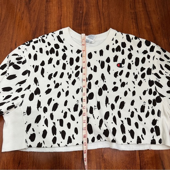 Champion Womens Cropped Sweatshirt Crew Logo Cow Print Reverse Weave Size Large - Picture 6 of 8